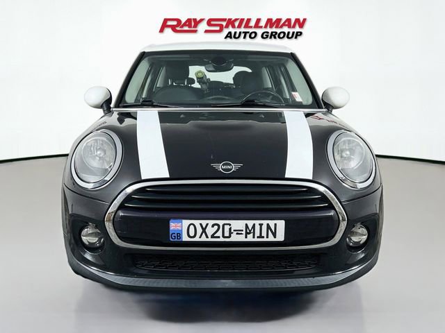 Used 2019 MINI Cooper 4-Door Hardtop FWD image 2