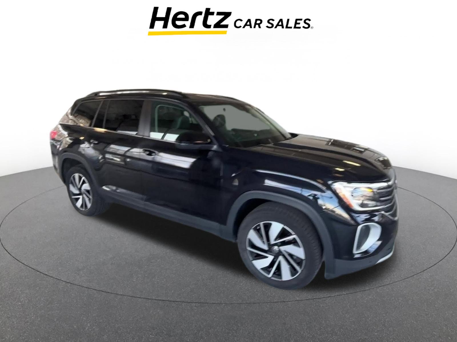 Used 2025 Volkswagen Atlas SE image 1