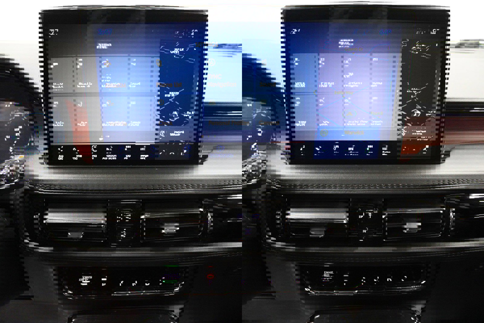 Used 2022 Lincoln Nautilus Reserve image 27