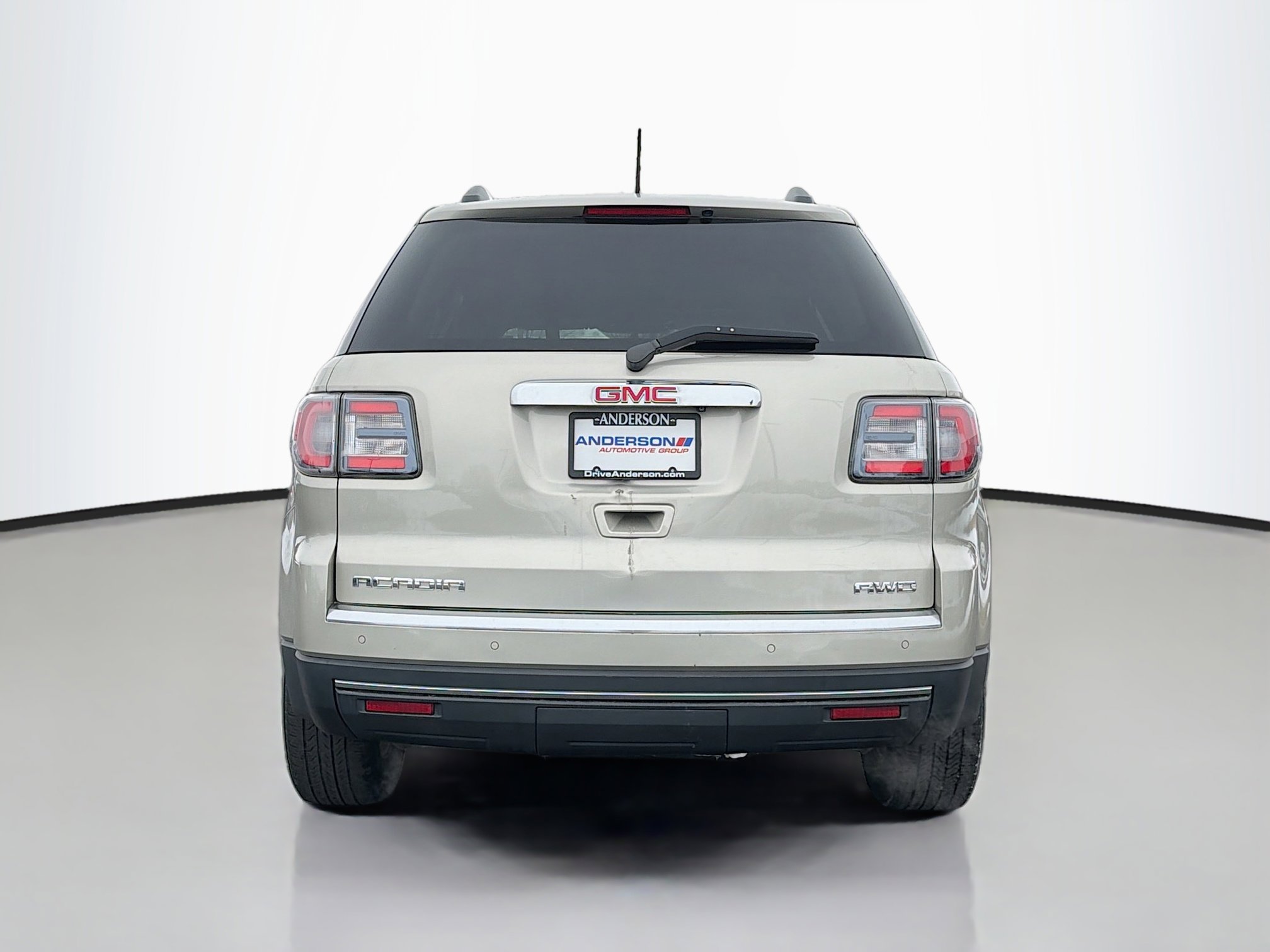Used 2014 GMC Acadia SLE image 15