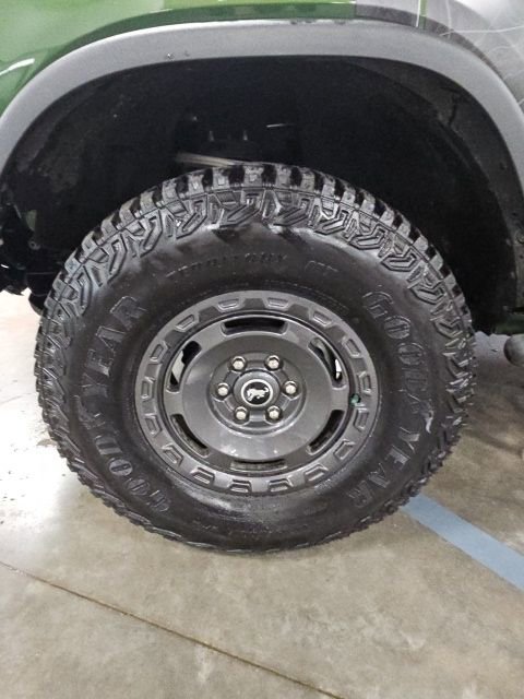 Used 2024 Ford Bronco Everglades image 45