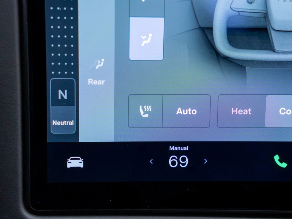 Used 2021 Tesla Model S Plaid image 27