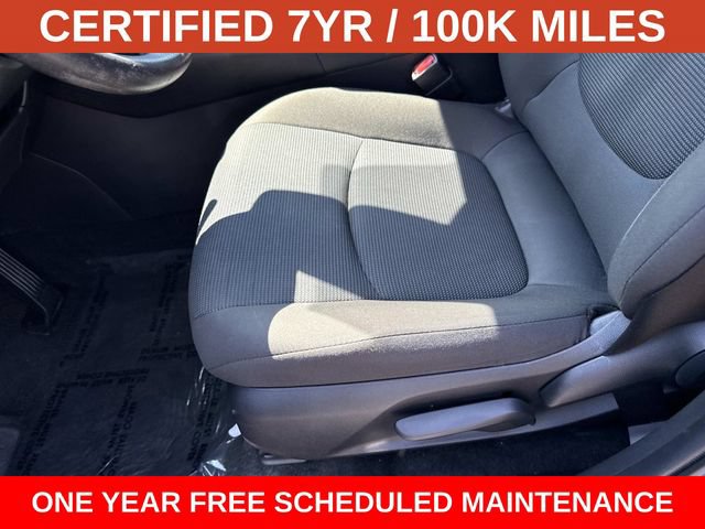 Used 2022 Toyota RAV4 LE AWD/4WD image 15