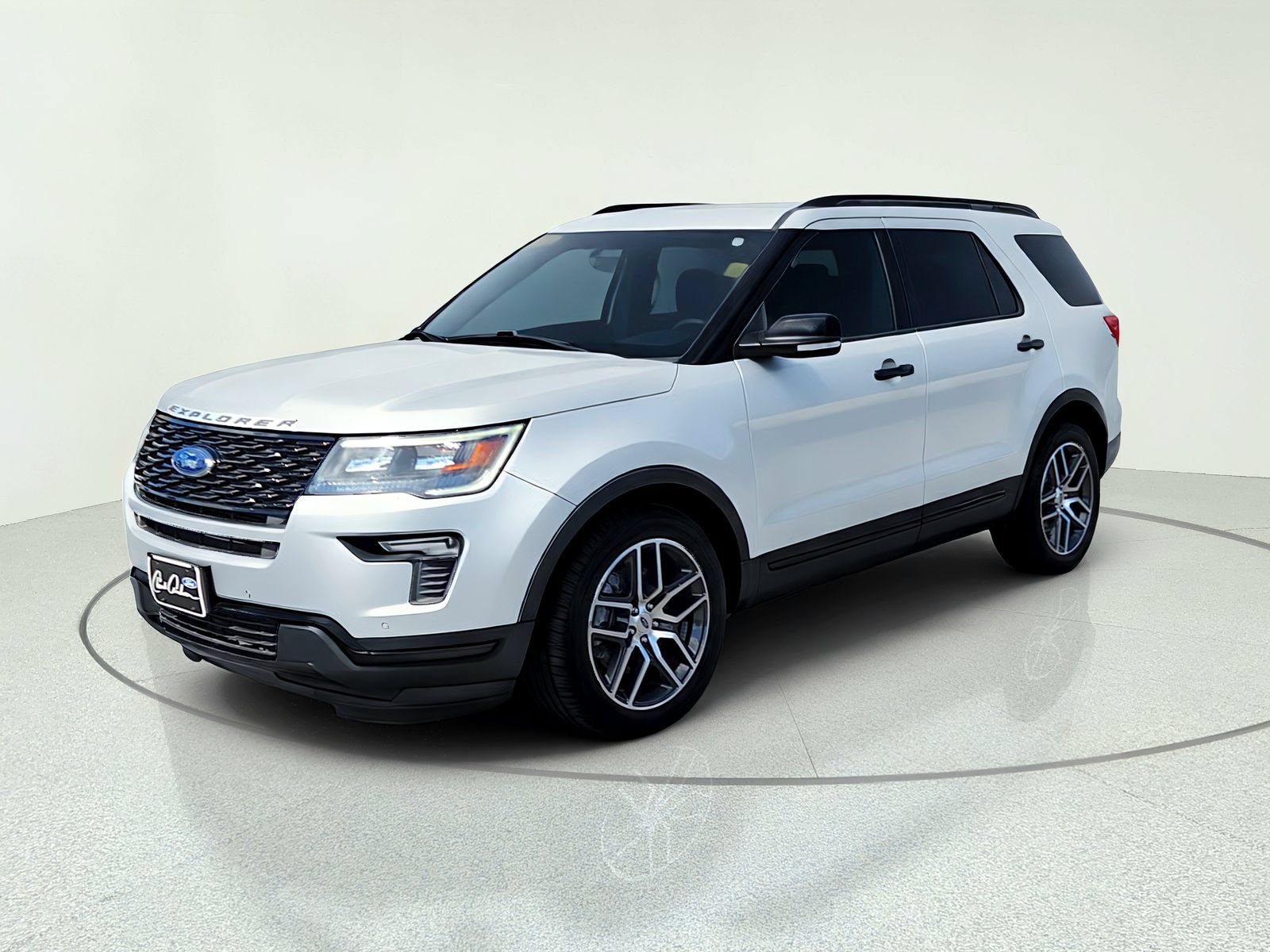 Used 2019 Ford Explorer Sport AWD/4WD image 2