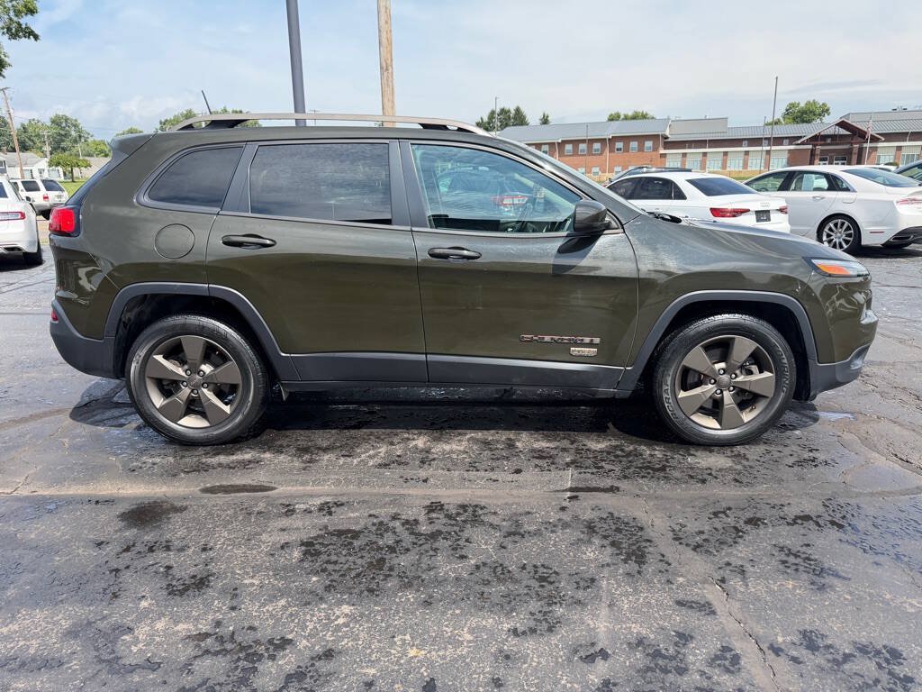 Used 2017 Jeep Cherokee 75th Anniversary AWD/4WD image 6