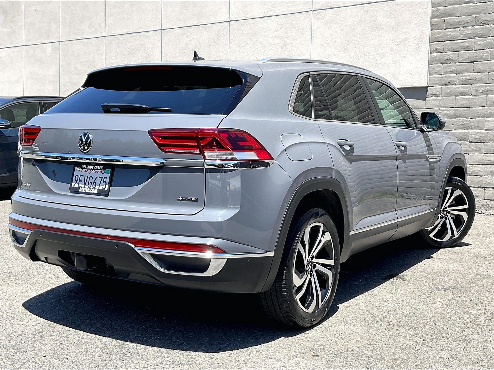Certified 2023 Volkswagen Atlas Cross Sport SEL AWD/4WD image 13