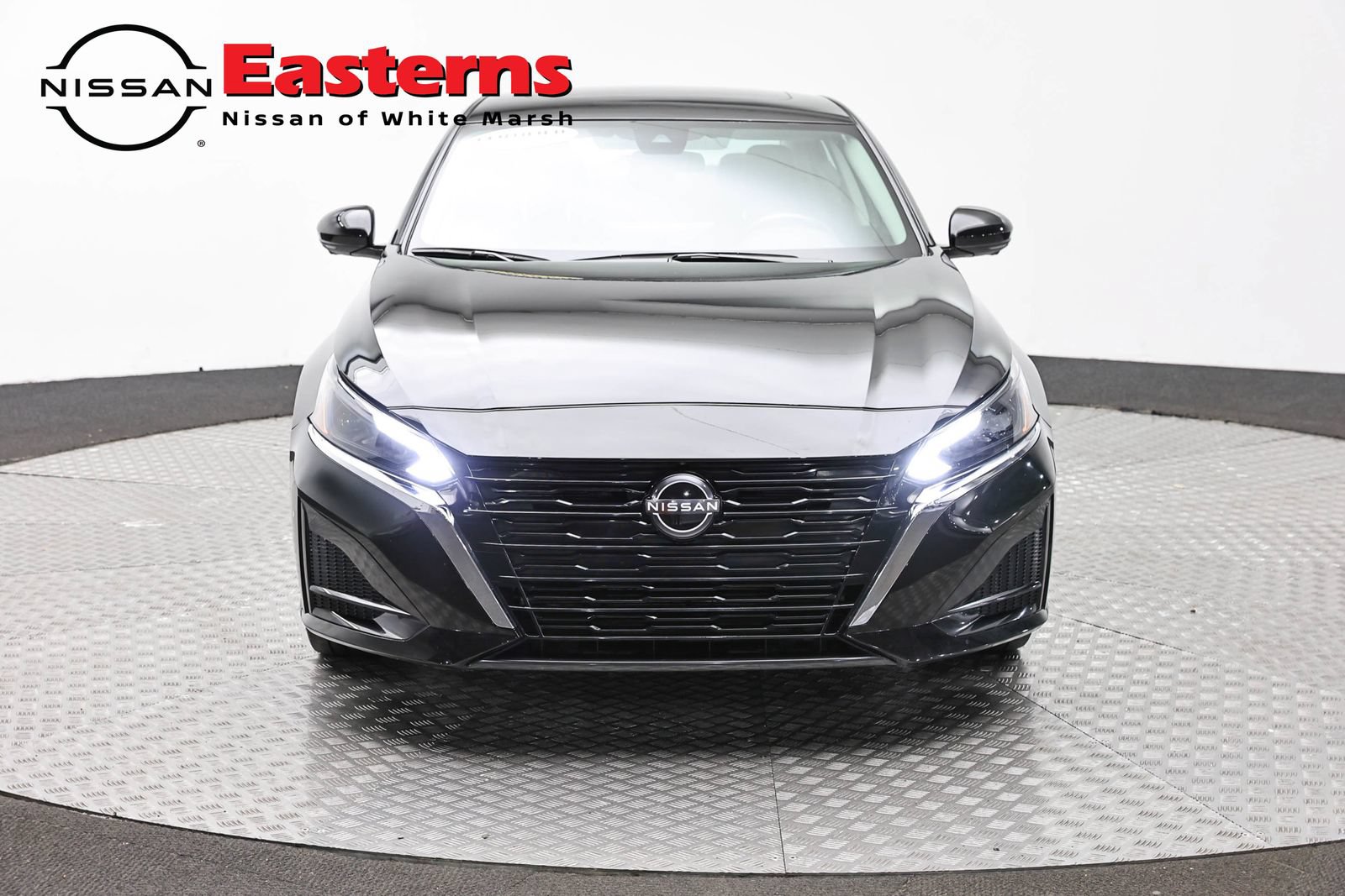 Used 2024 Nissan Altima 2.5 SL AWD/4WD image 2