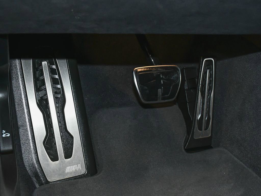 Used 2024 BMW M8 Competition AWD/4WD image 18