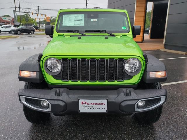 New 2025 Jeep Gladiator Sport AWD/4WD image 9