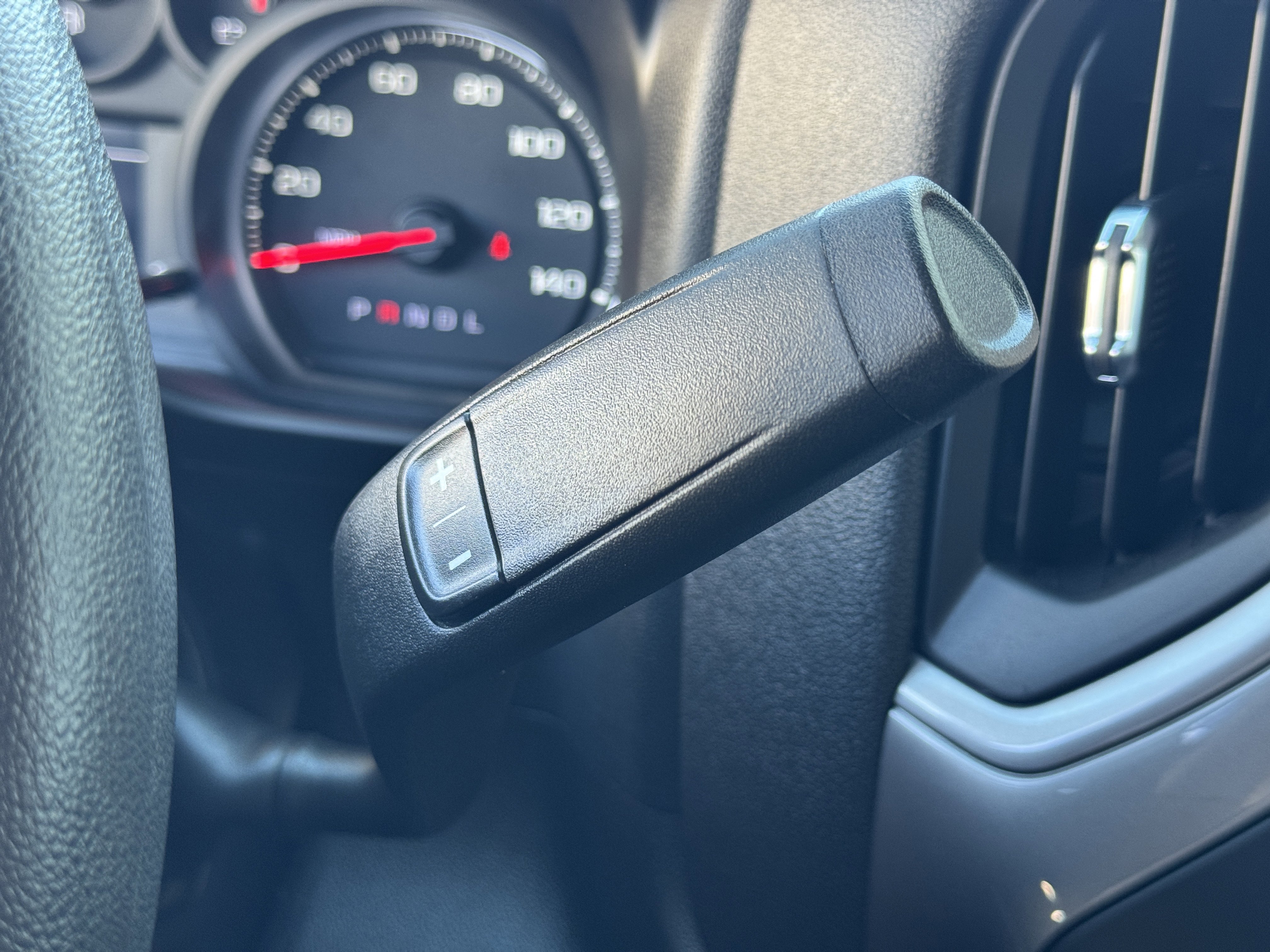 Used 2023 Chevrolet Silverado 1500 Custom image 30