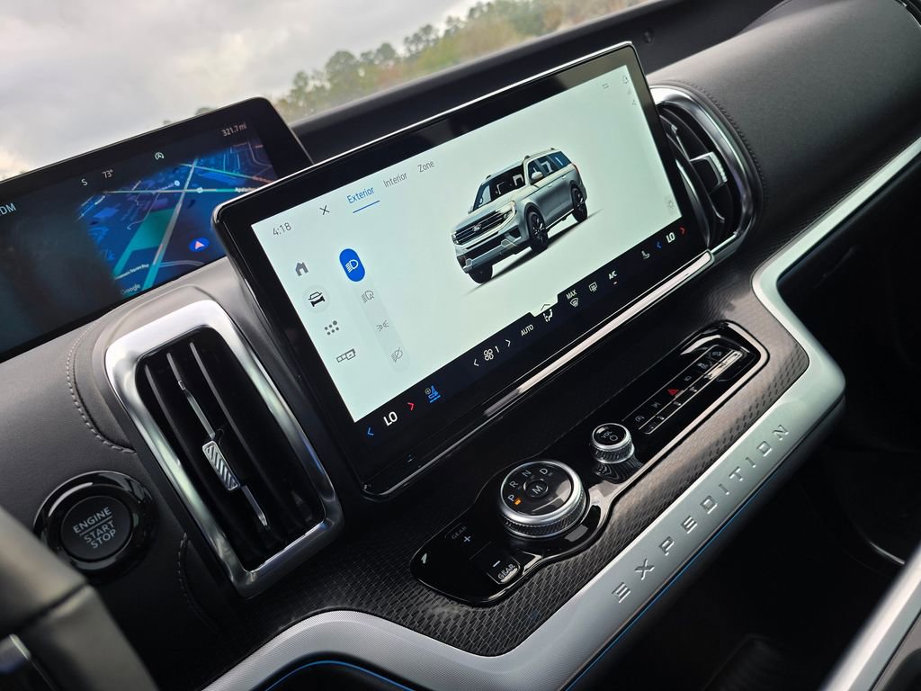 New 2025 Ford Expedition Platinum w/ Stealth Appearance Package image 40