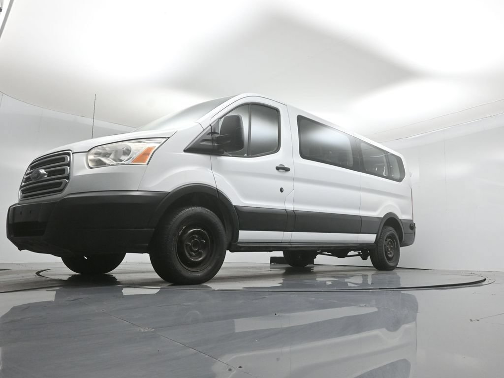 Used 2019 Ford Transit 350 XLT RWD image 45