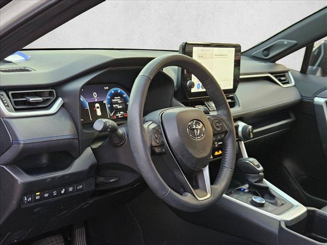 Used 2025 Toyota RAV4 XSE w/ Advanced Technology Package AWD/4WD image 9