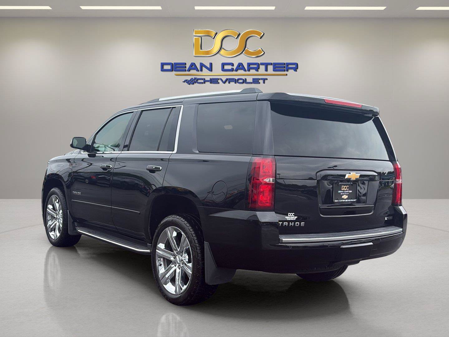Used 2018 Chevrolet Tahoe Premier AWD/4WD image 3