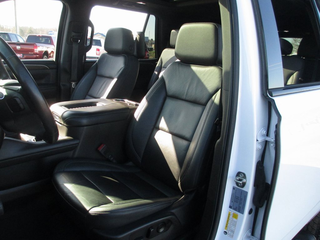 Used 2021 Chevrolet Tahoe Z71 w/ Luxury Package image 19