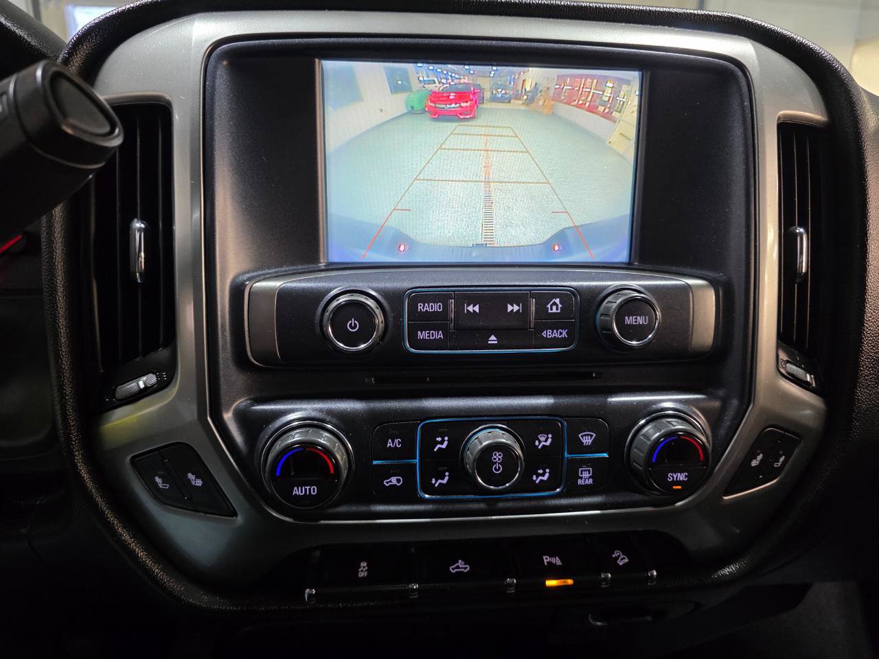 Used 2019 Chevrolet Silverado 1500 LT w/ All Star Edition AWD/4WD image 33