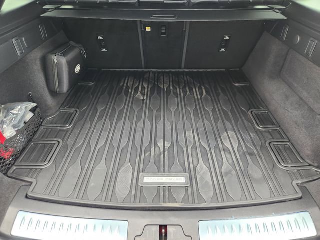Used 2022 Land Rover Range Rover Velar S image 28