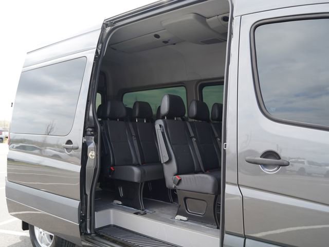 Used 2018 Mercedes-Benz Sprinter 2500 image 19