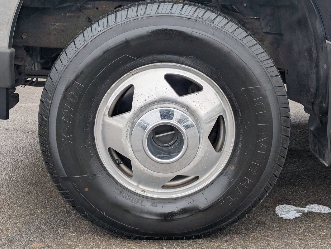 Used 2004 Ford F350 Lariat AWD/4WD image 25