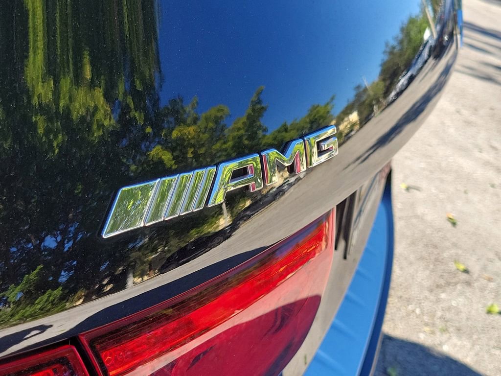 Used 2021 Mercedes-Benz GLB 35 AMG 4MATIC image 13