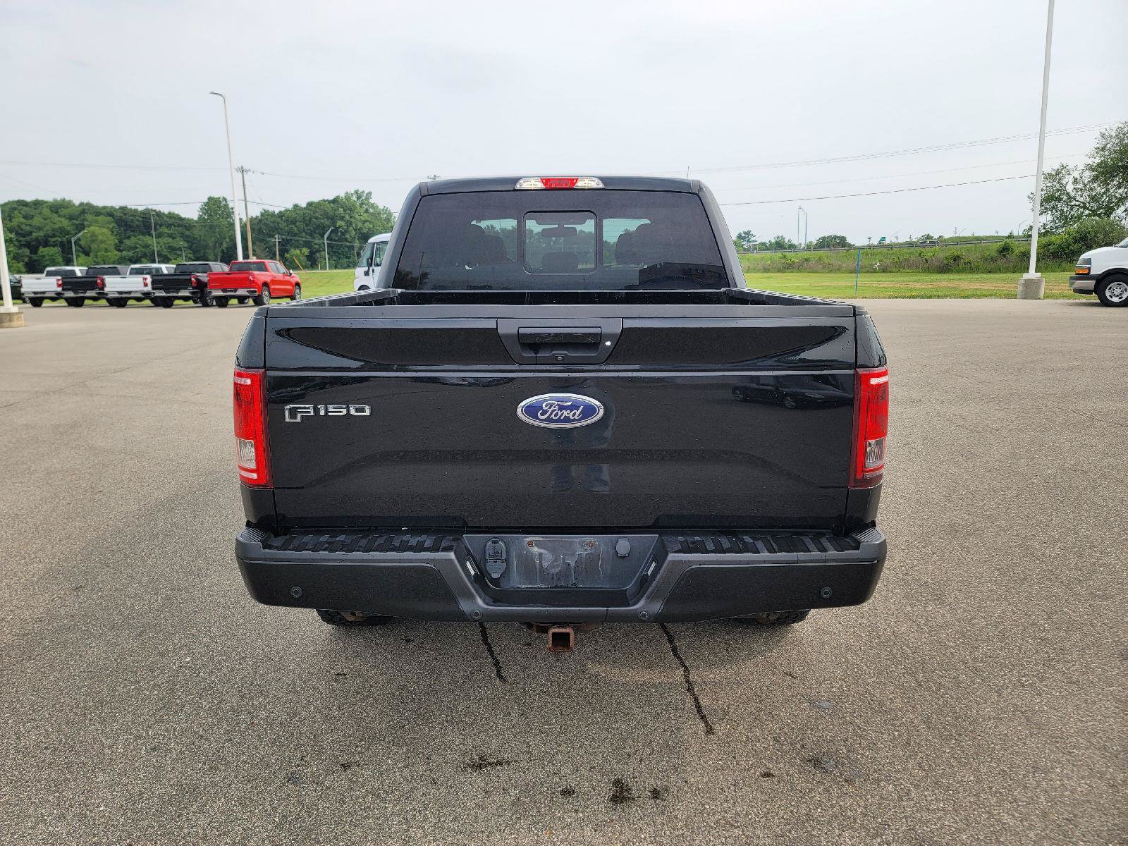 Used 2016 Ford F150 XLT w/ Equipment Group 302A Luxury AWD/4WD image 7