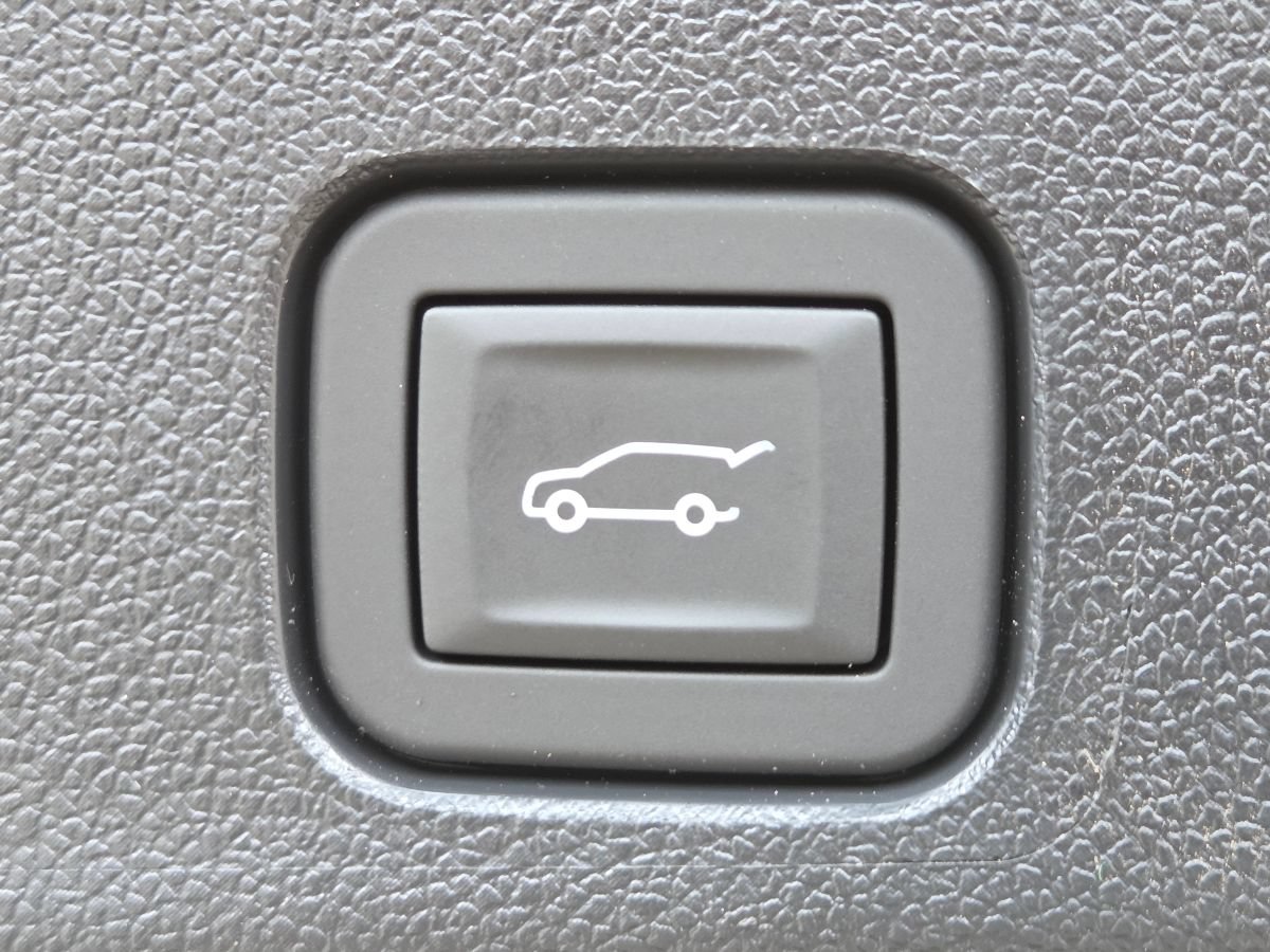 New 2027 Chevrolet Traverse Z71 AWD/4WD image 23
