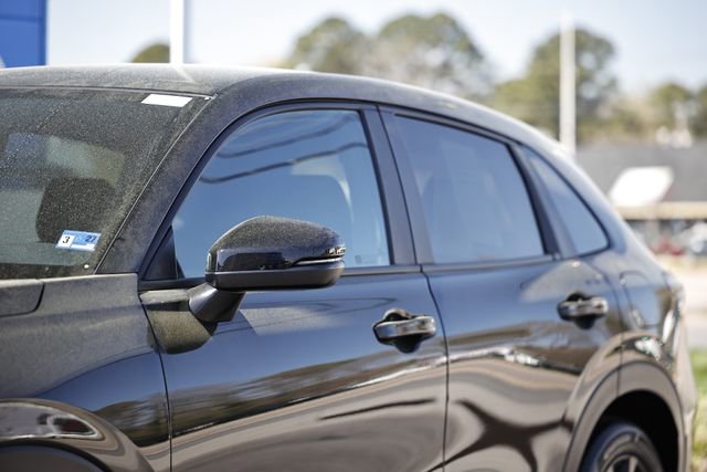 Certified 2025 Honda HR-V Sport image 3