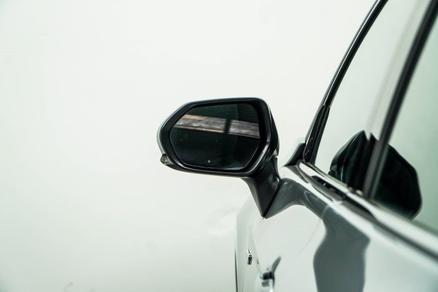 Used 2021 Toyota Avalon XLE w/ Moonroof Package image 14