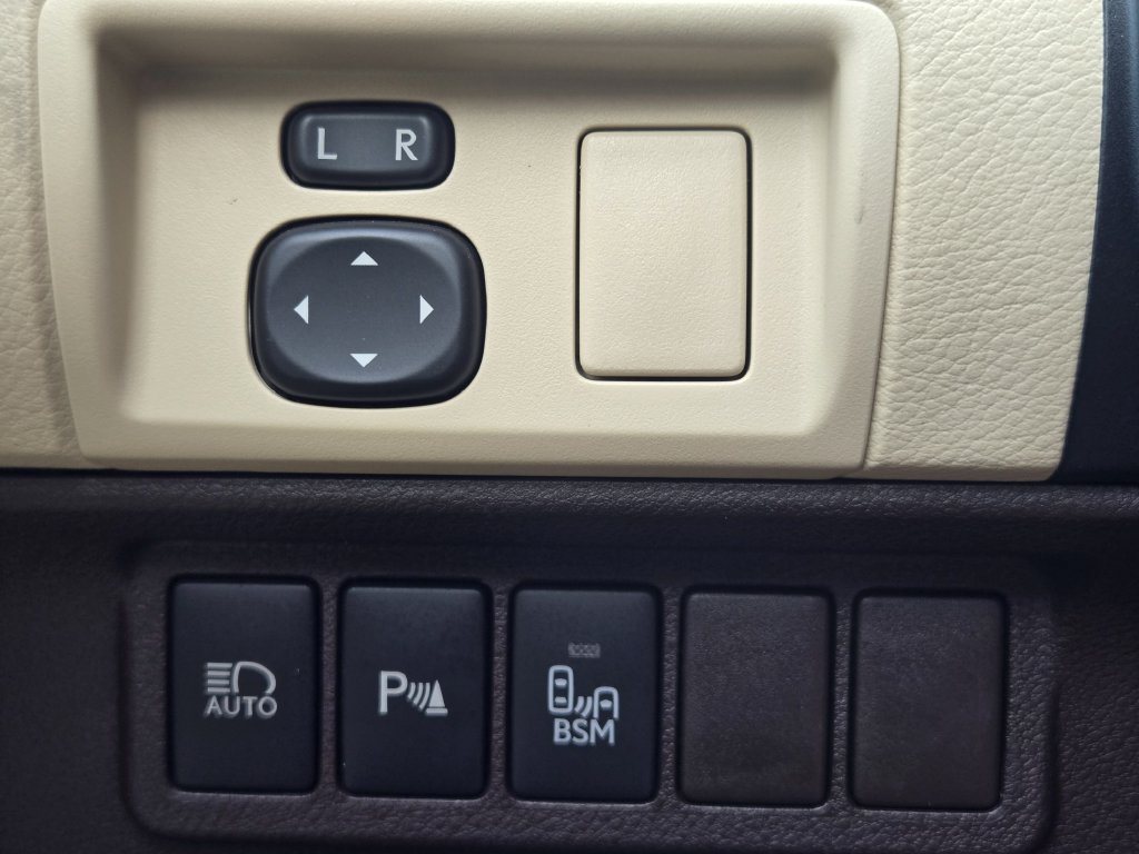 Used 2017 Lexus ES 350 FWD image 23