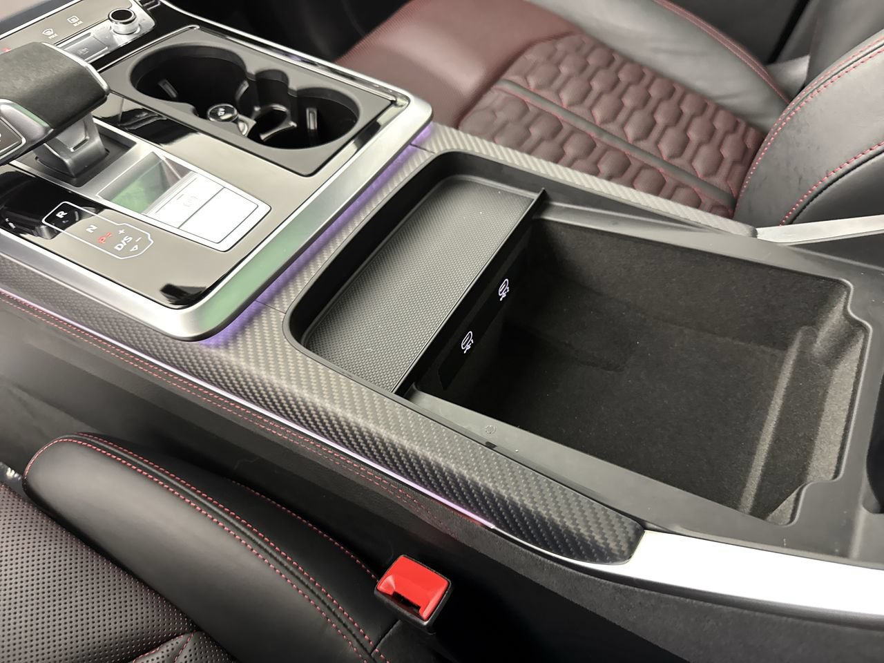 Used 2025 Audi RS Q8 performance w/ Matte Carbon Package AWD/4WD image 9