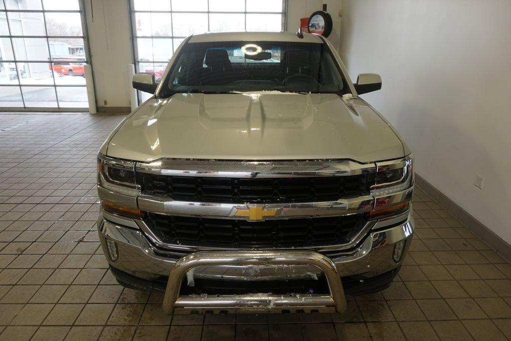Used 2016 Chevrolet Silverado 1500 LT w/ All Star Edition image 3