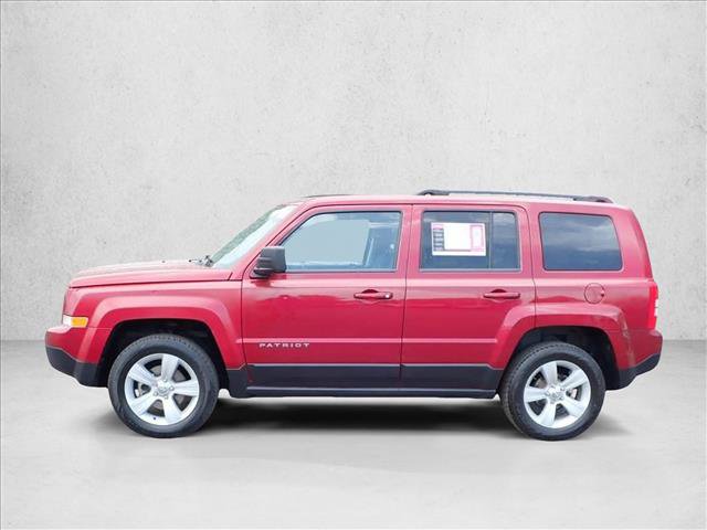 Used 2014 Jeep Patriot Latitude AWD/4WD image 2