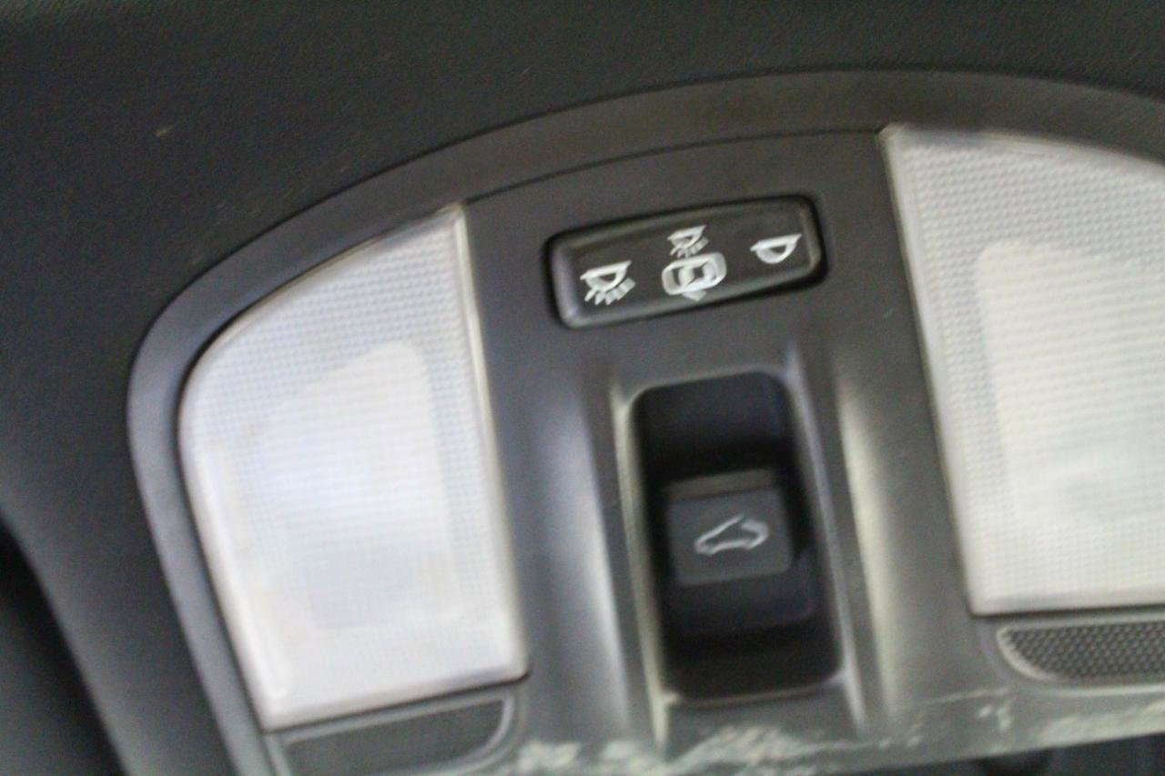 Used 2019 Hyundai Veloster Turbo image 13