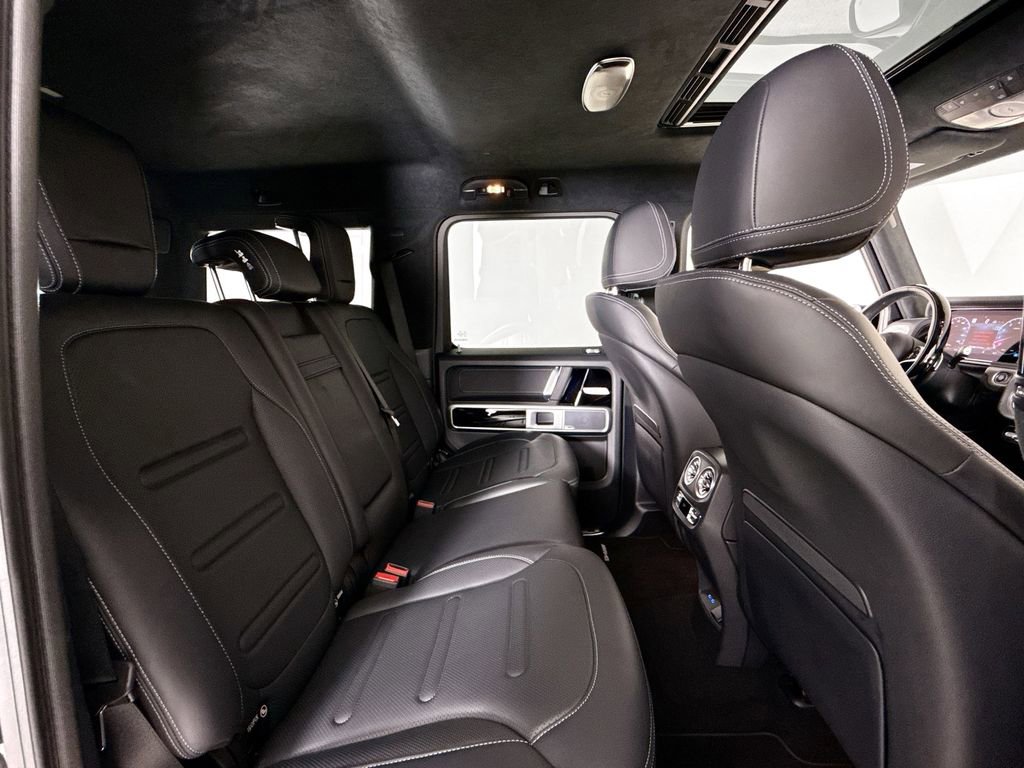 Used 2025 Mercedes-Benz G 550 image 15
