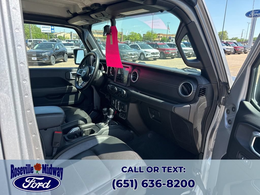 Used 2020 Jeep Gladiator Overland AWD/4WD image 37