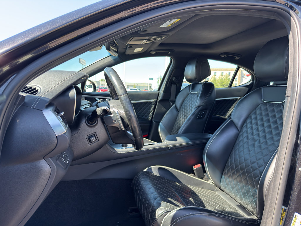 Used 2021 Genesis G70 3.3T w/ Sport Package AWD/4WD image 10