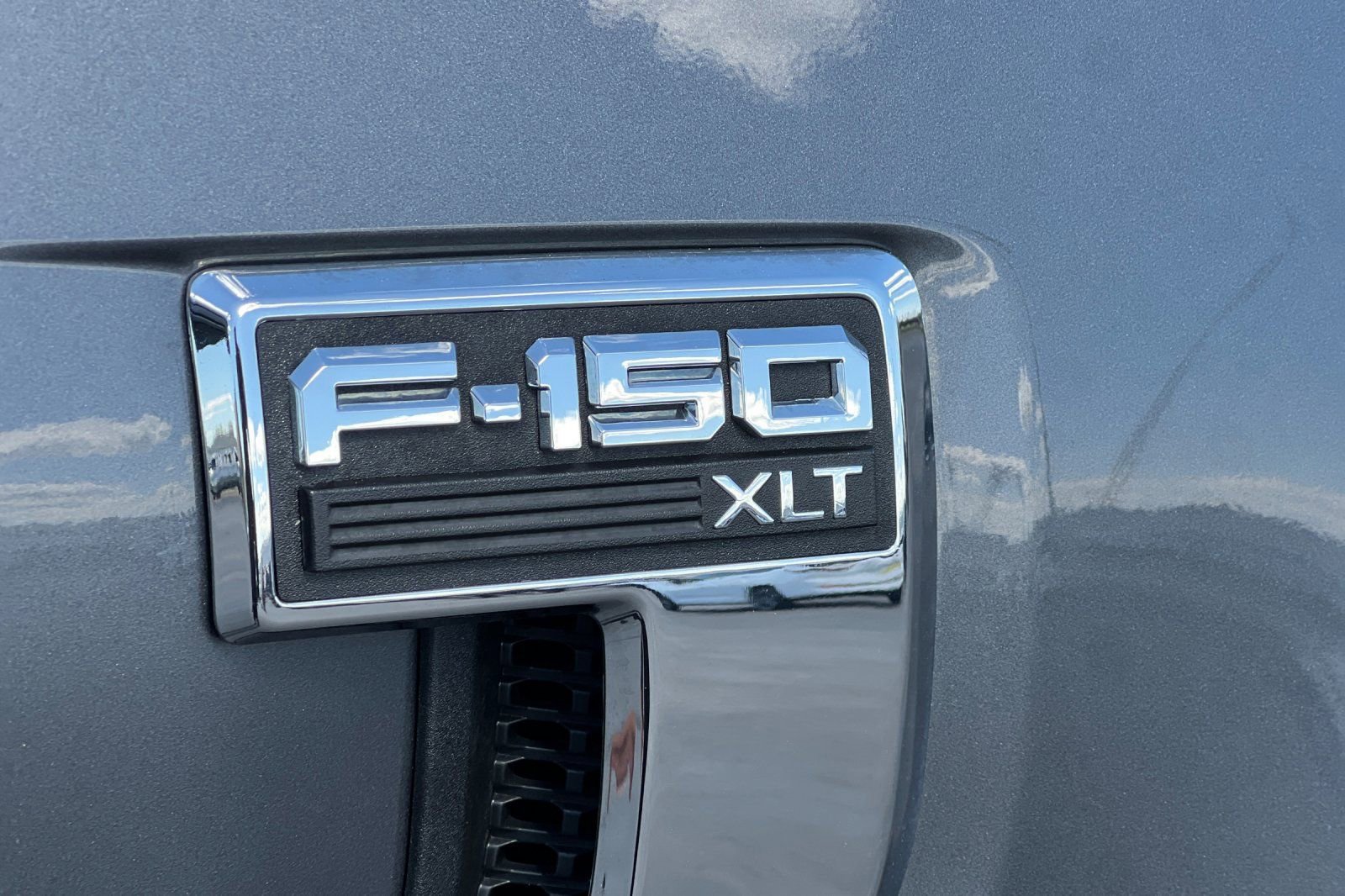 Used 2025 Ford F150 XLT w/ Equipment Group 301A Standard AWD/4WD image 24