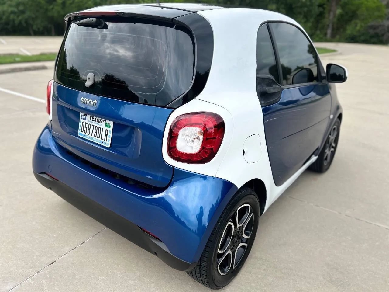 Used 2017 smart fortwo electric drive RWD image 6