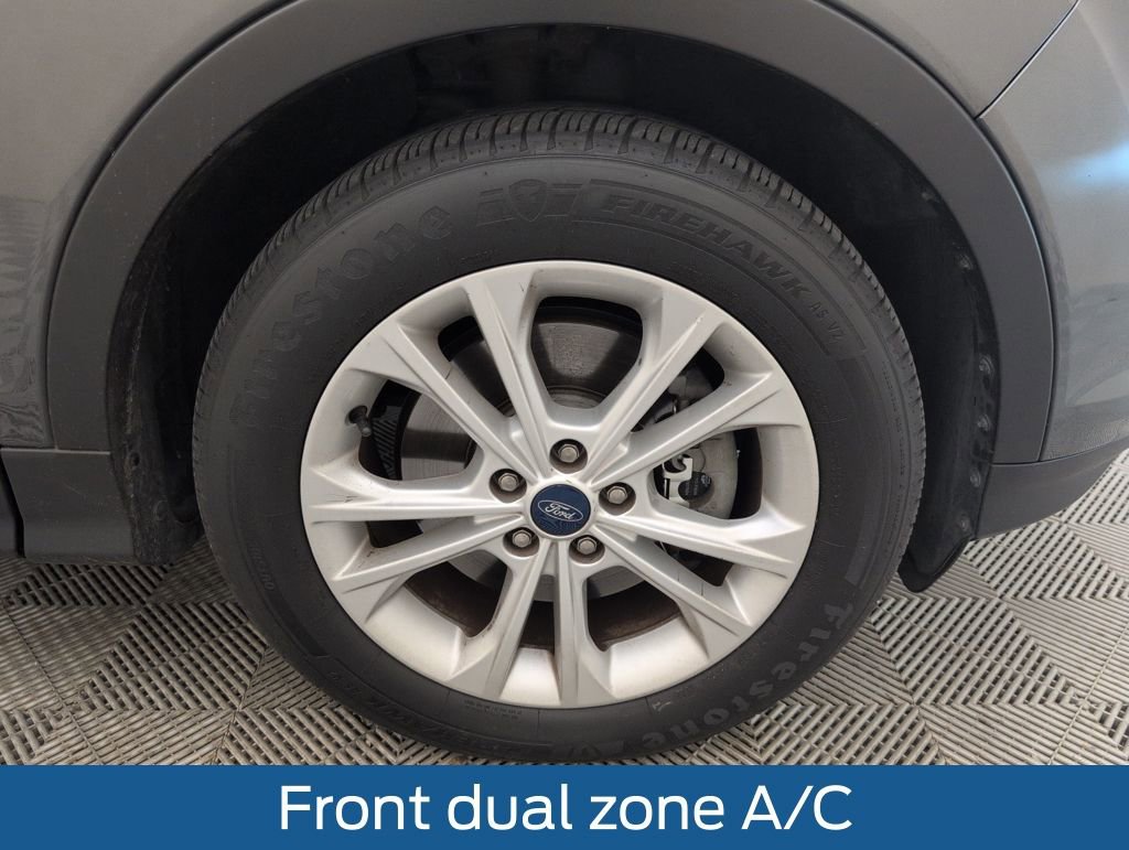 Used 2019 Ford Escape SE image 18