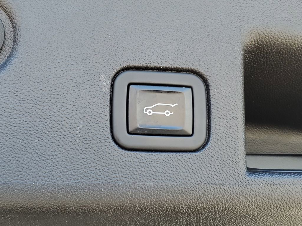 Certified 2022 Chevrolet Equinox LT FWD image 32