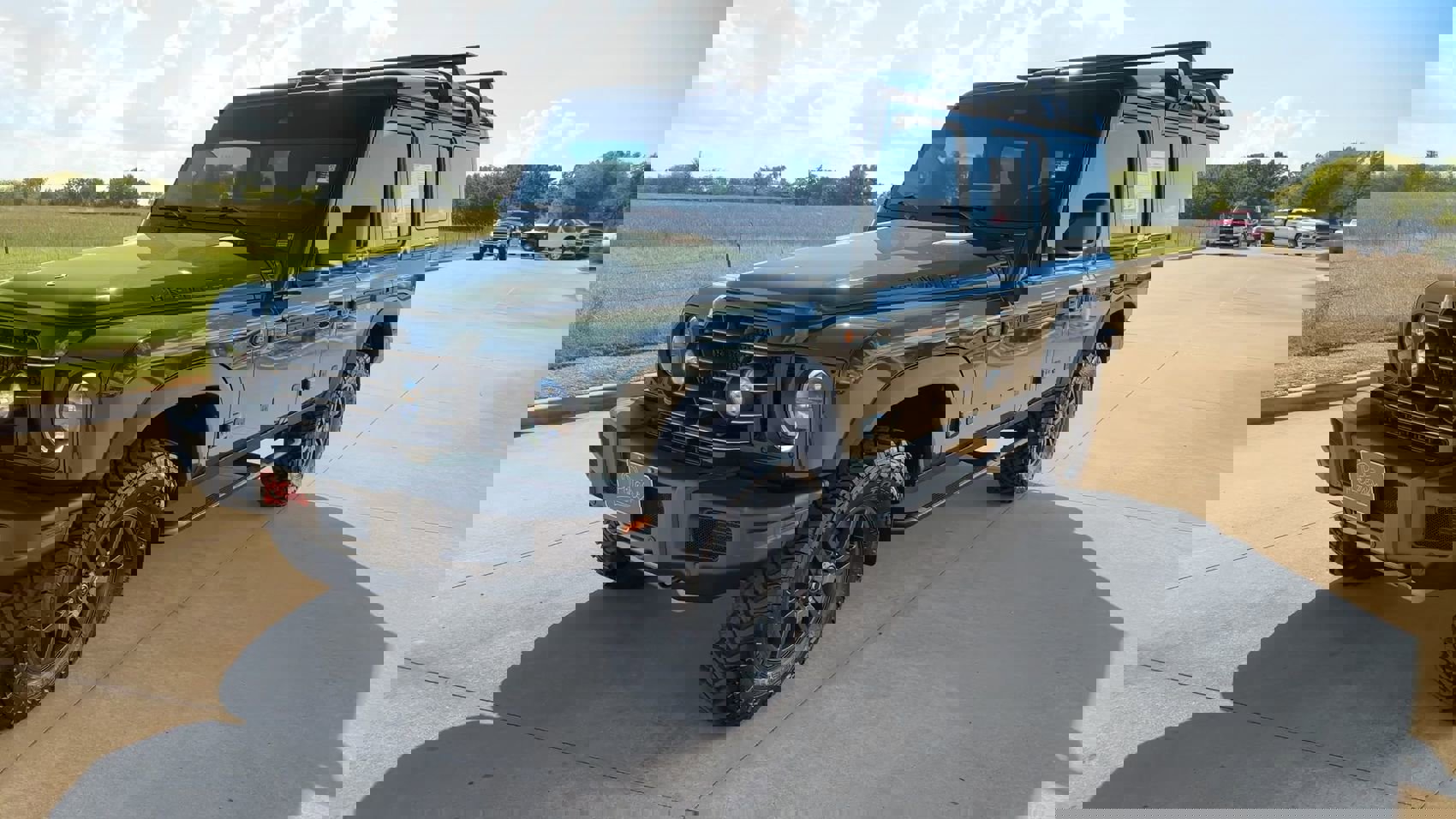 Used 2024 INEOS Grenadier Fieldmaster Edition image 3