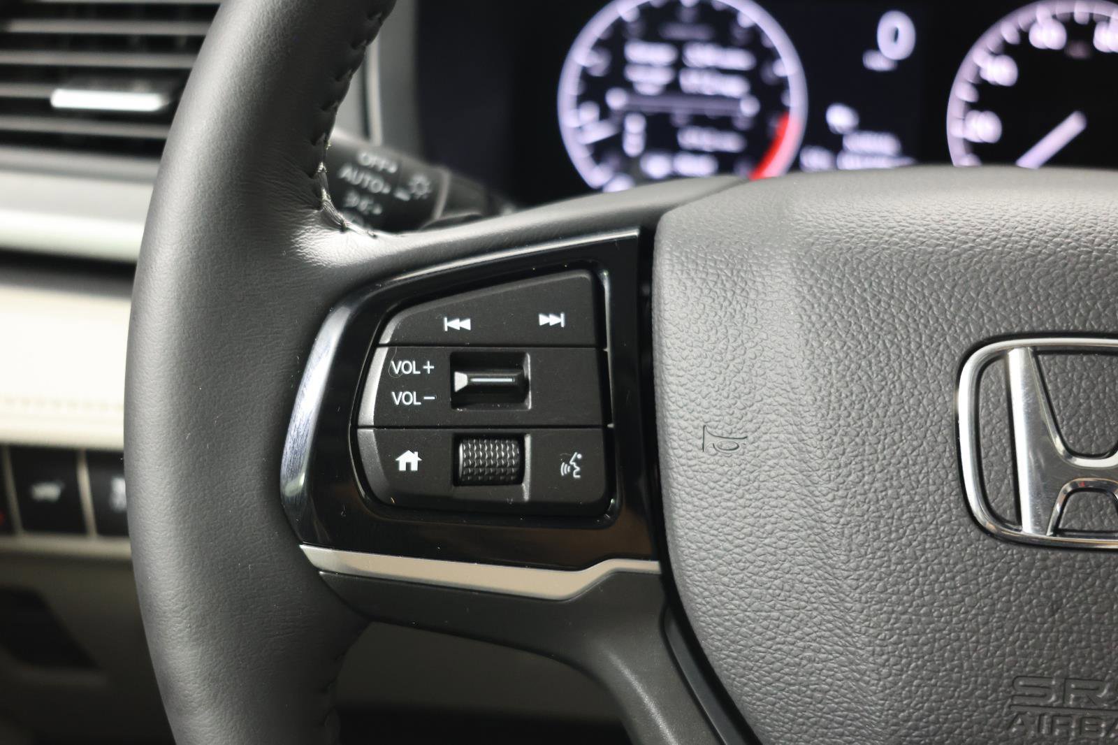 Used 2026 Honda Odyssey EX-L image 21