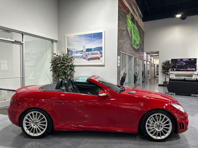 Used 2005 Mercedes-Benz SLK 55 AMG image 23
