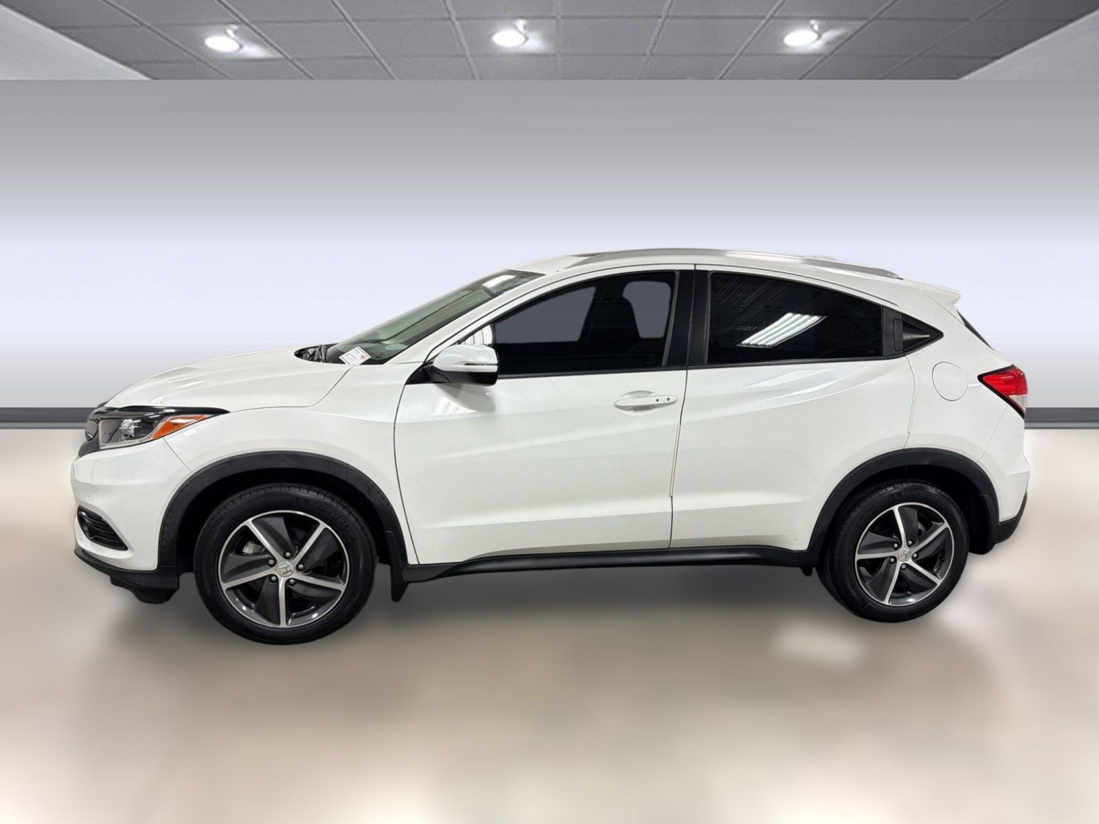 Used 2022 Honda HR-V EX image 2