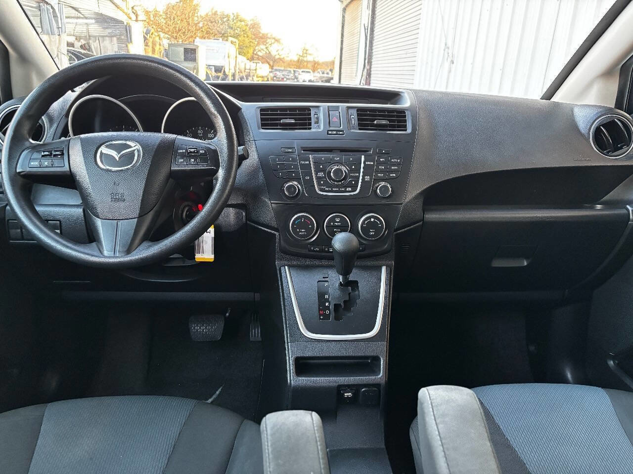 Used 2015 MAZDA MAZDA5 Sport image 18