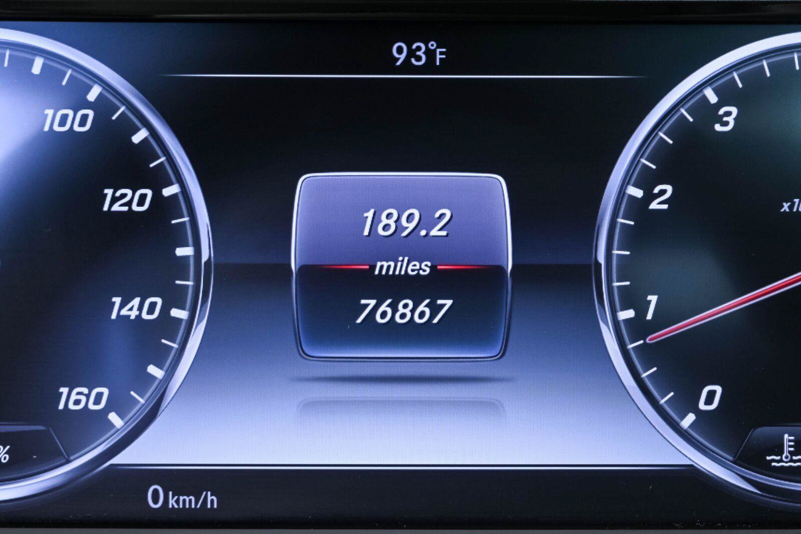 Used 2017 Mercedes-Benz S 550 Sedan w/ Premium Package image 12
