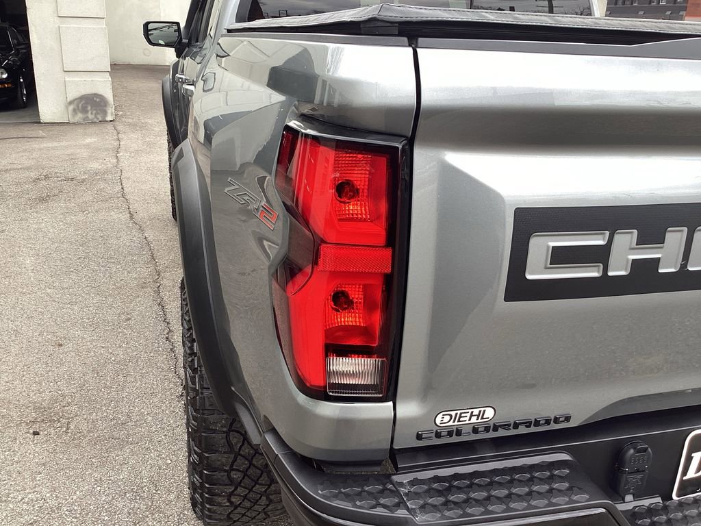 Used 2024 Chevrolet Colorado ZR2 w/ ZR2 Convenience Package III image 30