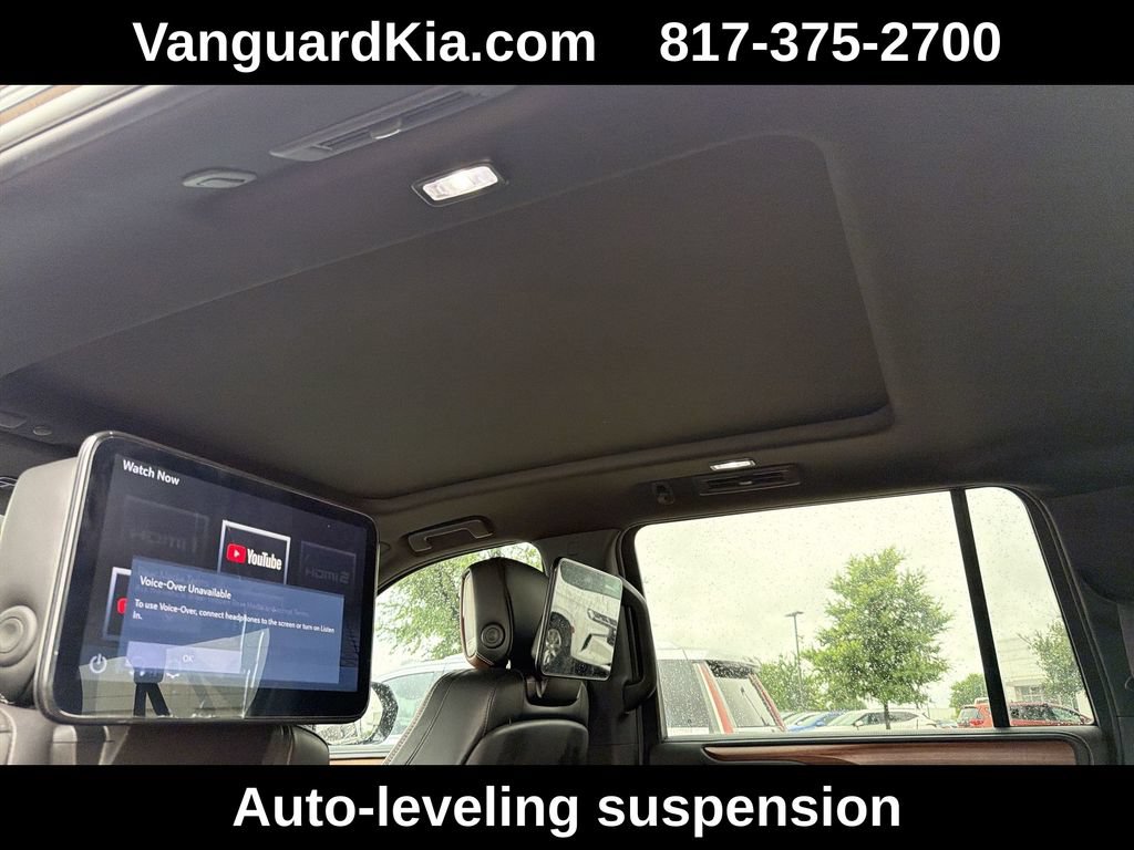 Used 2024 GMC Yukon XL Denali Ultimate AWD/4WD image 19