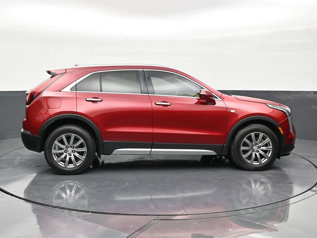 Used 2021 Cadillac XT4 Premium Luxury w/ Driver Awareness Package image 6