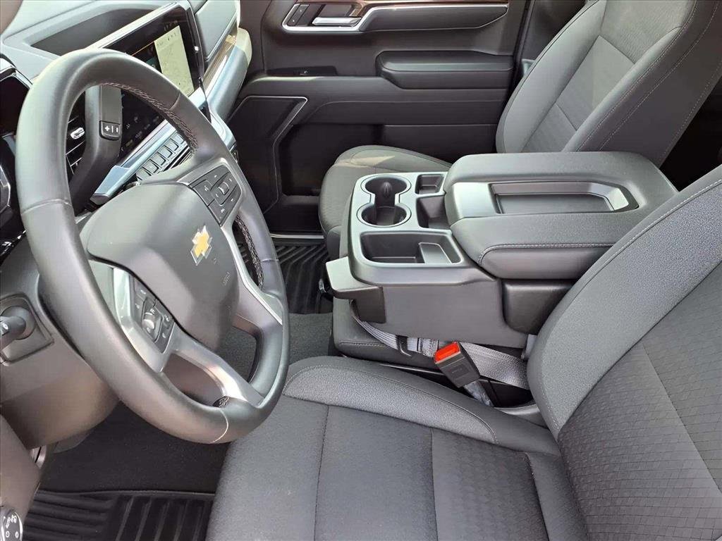 Used 2025 Chevrolet Silverado 1500 LT image 16
